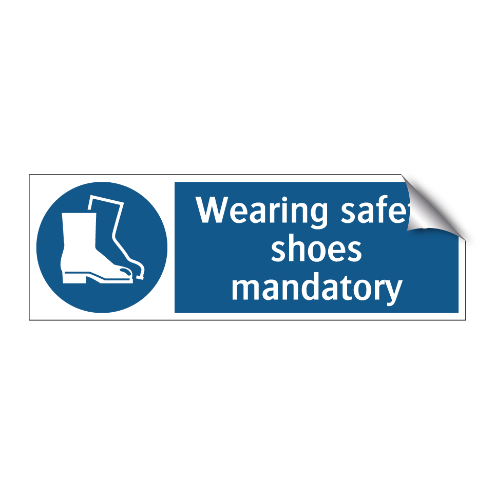 Wearing safety shoes mandatory