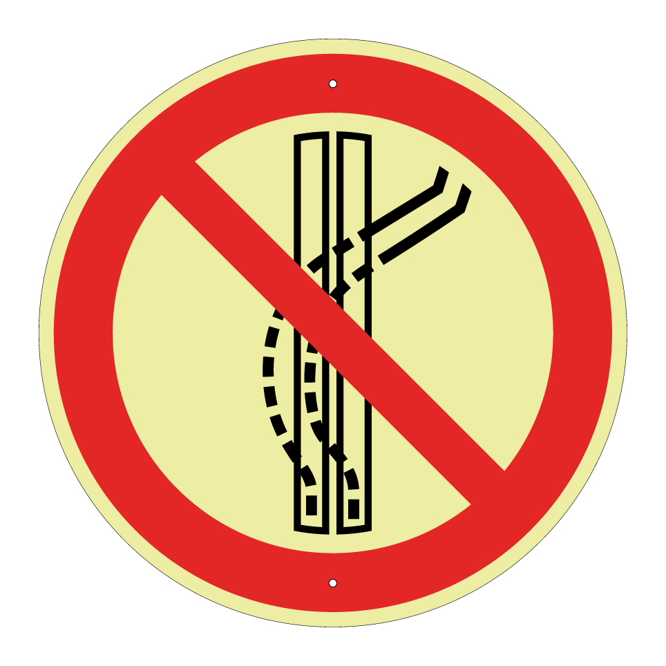 P037 Do not leave the tow-track