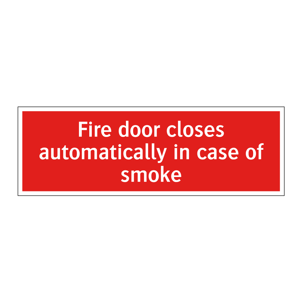 Fire door closes automatically in case of smoke