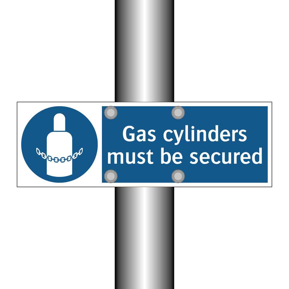 Gas cylinders must be secured