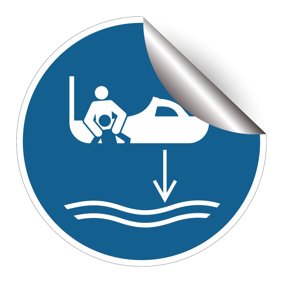 M041 Lower rescue boat to the water in launch sequence