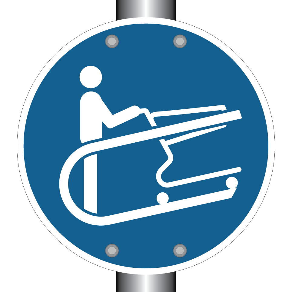 M060 Hold the trolley handle