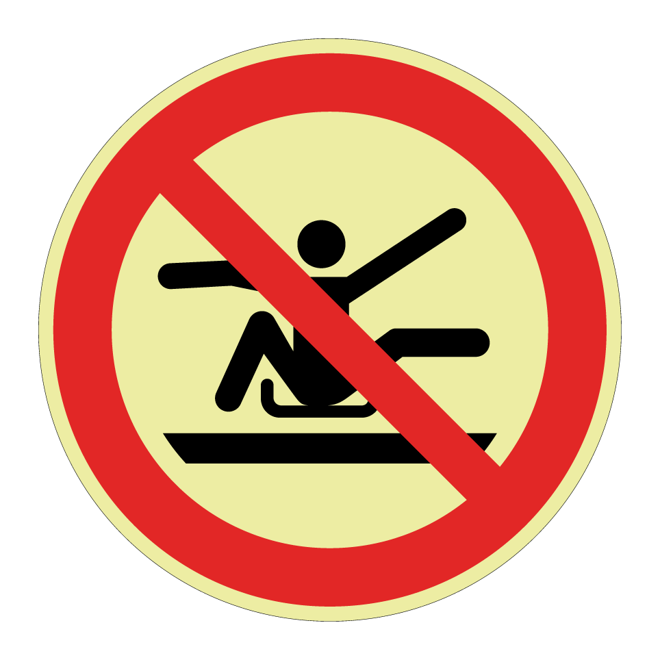 P046 Do not stretch out of toboggan
